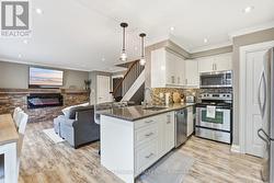 6 - 469 CLARIDGE ROAD  Burlington, ON L7N 2S1