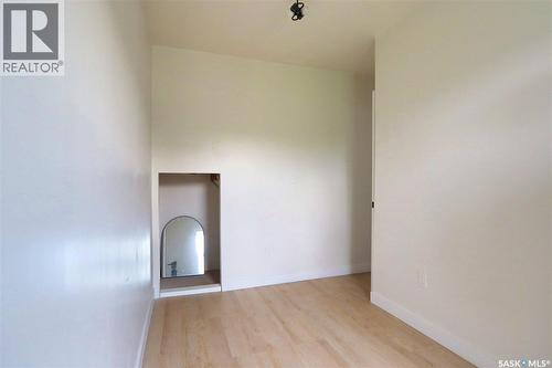 A&B 1750 Wallace Street, Regina, SK - Indoor Photo Showing Other Room
