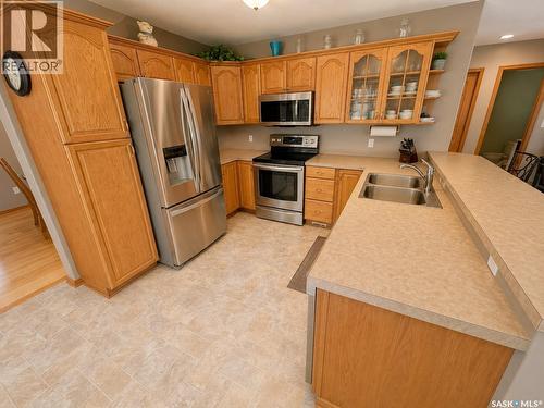 Mcdonald Acreage, Weyburn Rm No. 67, SK - Indoor Photo Showing Kitchen With Double Sink