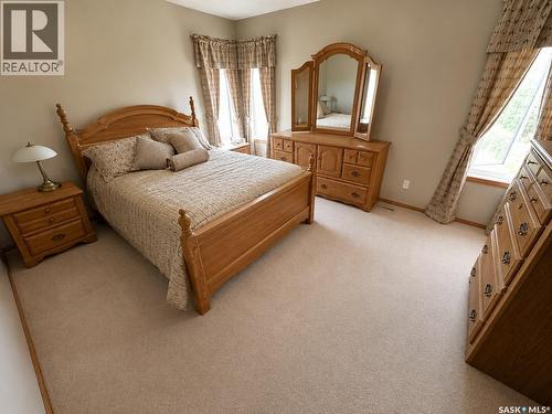 Mcdonald Acreage, Weyburn Rm No. 67, SK - Indoor Photo Showing Bedroom