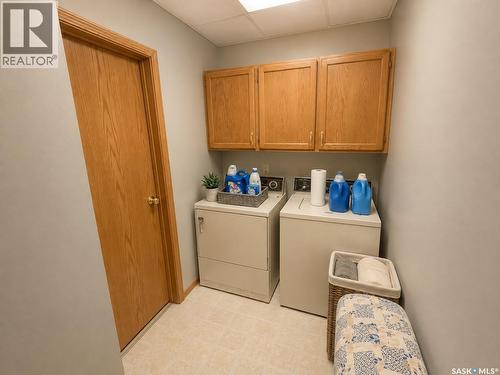 Mcdonald Acreage, Weyburn Rm No. 67, SK - Indoor Photo Showing Laundry Room
