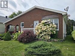 25B HAGGART STREET W Perth, ON K7H 2Z5