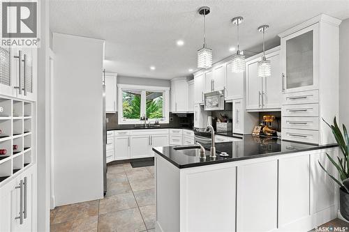 223 Egnatoff Crescent, Saskatoon, SK - Indoor Photo Showing Kitchen With Upgraded Kitchen