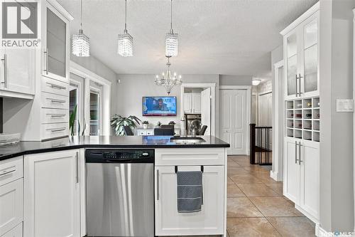 223 Egnatoff Crescent, Saskatoon, SK - Indoor Photo Showing Kitchen