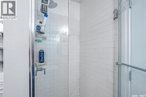 223 Egnatoff Crescent, Saskatoon, SK - Indoor Photo Showing Bathroom