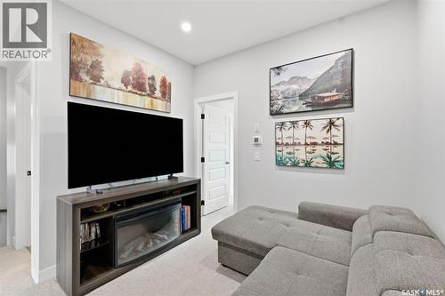 258 Brighton Boulevard, Saskatoon, SK - Indoor Photo Showing Living Room