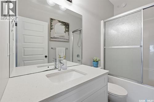 258 Brighton Boulevard, Saskatoon, SK - Indoor Photo Showing Bathroom