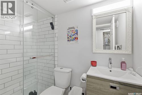 306 Kucey Crescent, Saskatoon, SK - Indoor Photo Showing Bathroom