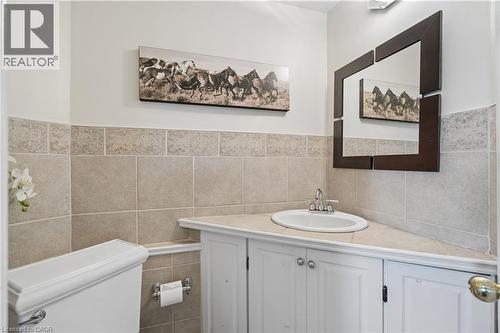 695 Front Road, Pickering, ON - Indoor Photo Showing Bathroom