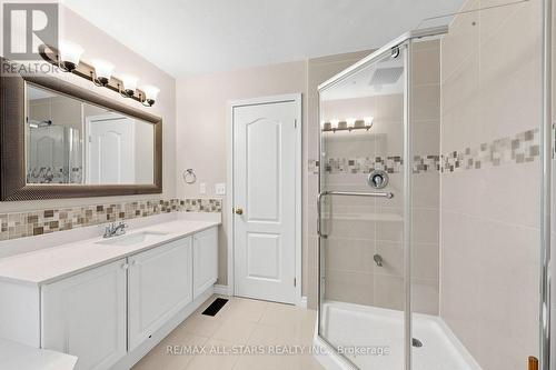 13 Boulderbrook Drive, Toronto, ON - Indoor Photo Showing Bathroom