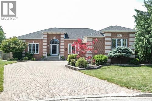 1747 Chornoby Crescent, Tecumseh, ON - Outdoor With Facade