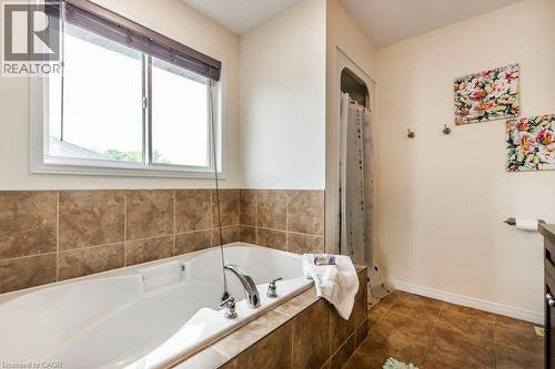 14 Anastasia Drive, Kitchener, ON - Indoor Photo Showing Bathroom