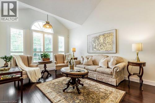 14 Anastasia Drive, Kitchener, ON - Indoor Photo Showing Living Room