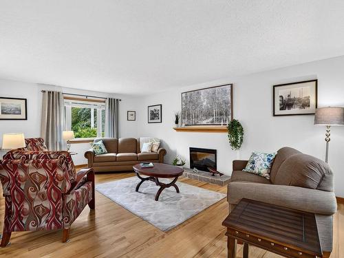 15 Cranston Ave,, Dartmouth, NS - Indoor Photo Showing Living Room With Fireplace