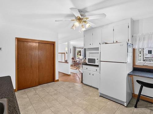 15 Cranston Ave,, Dartmouth, NS - Indoor Photo Showing Kitchen