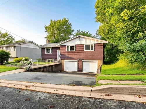 15 Cranston Ave,, Dartmouth, NS - Outdoor