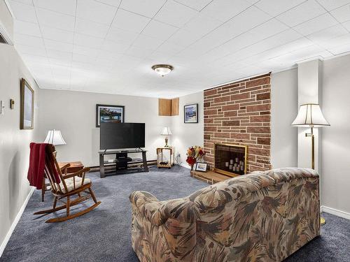 15 Cranston Ave,, Dartmouth, NS - Indoor Photo Showing Living Room With Fireplace