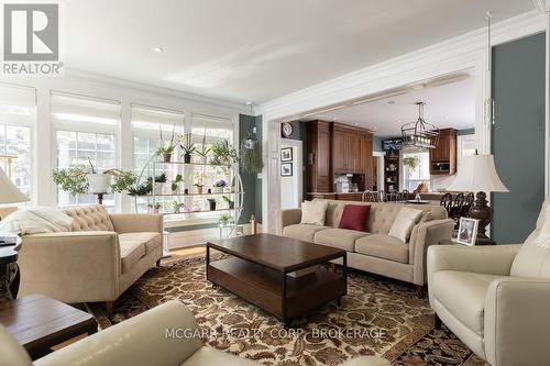 Family room open to kitchen - 38 Yates Street, St. Catharines (Downtown), ON - Indoor Photo Showing Living Room