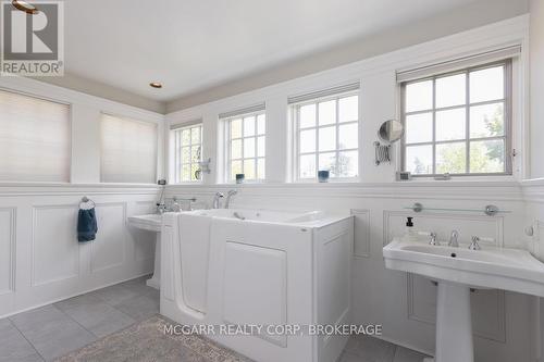 5pc ensuite with W/I jet tub + separate shower - 38 Yates Street, St. Catharines (Downtown), ON - Indoor