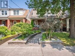 14 FIELDING AVENUE Toronto, ON M4J 1R5