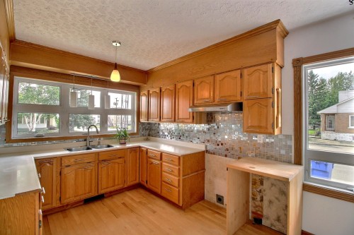 Kitchen - 575 Rue Perreault E., Rouyn-Noranda, QC - Indoor Photo Showing Kitchen With Double Sink