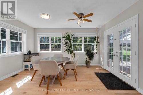 43 Vanderpost Crescent, Essa, ON - Indoor Photo Showing Dining Room