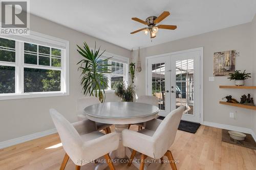 43 Vanderpost Crescent, Essa, ON - Indoor Photo Showing Dining Room