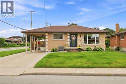 58 MOXLEY Drive  Hamilton, ON L8T 3Y7