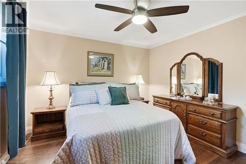 58 Moxley Drive, Hamilton, ON - Indoor Photo Showing Bedroom