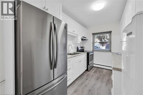 9 Grant Boulevard Unit# 107, Dundas, ON - Indoor Photo Showing Kitchen With Stainless Steel Kitchen