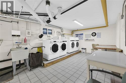 9 Grant Boulevard Unit# 107, Dundas, ON - Indoor Photo Showing Laundry Room