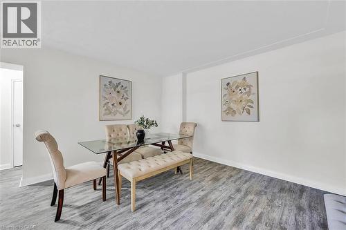 9 Grant Boulevard Unit# 107, Dundas, ON - Indoor Photo Showing Dining Room
