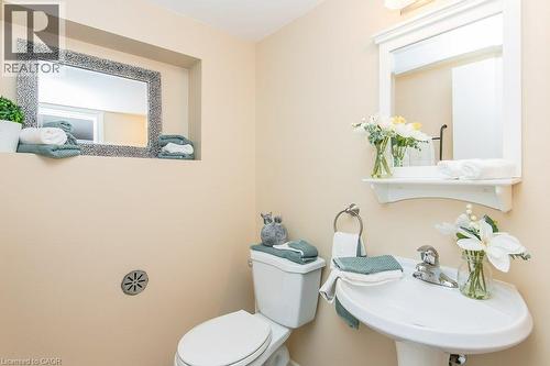 66 Shea Crescent, Kitchener, ON - Indoor Photo Showing Bathroom