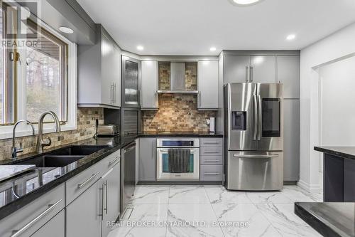 3 Chicopee Terrace, Kitchener, ON - Indoor Photo Showing Kitchen With Double Sink With Upgraded Kitchen