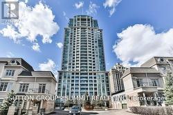 1011 - 17 BARBERRY PLACE Toronto, ON M2K 3E2