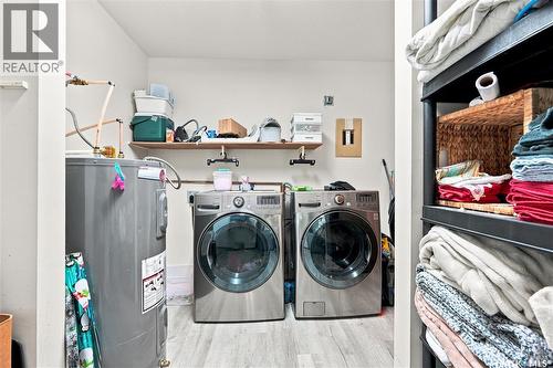 216 425 115Th Street E, Saskatoon, SK - Indoor Photo Showing Laundry Room