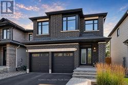 260 SHINLEAF CRESCENT Ottawa, ON K1W 0J2