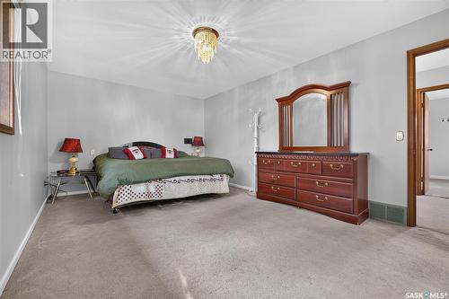 2054 Braun Bay, Regina, SK - Indoor Photo Showing Bedroom