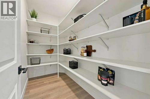 2071 Cortina Drive, Kelowna, BC - Indoor With Storage