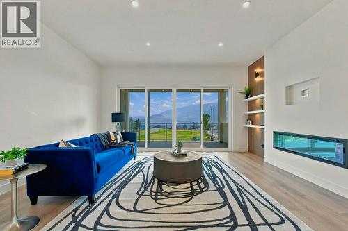 2071 Cortina Drive, Kelowna, BC - Indoor Photo Showing Other Room