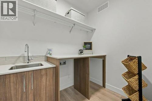 2071 Cortina Drive, Kelowna, BC - Indoor With Storage