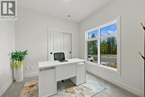 2071 Cortina Drive, Kelowna, BC - Indoor Photo Showing Office