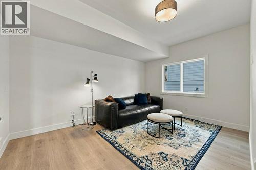 2071 Cortina Drive, Kelowna, BC - Indoor