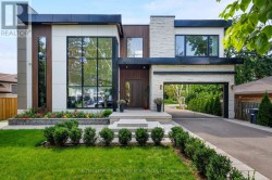564 STONECLIFFE ROAD Oakville, ON L6L 4N9