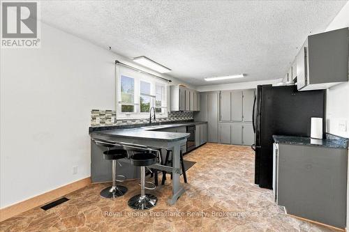 1080 Smith Street, Quinte West (Murray Ward), ON - Indoor