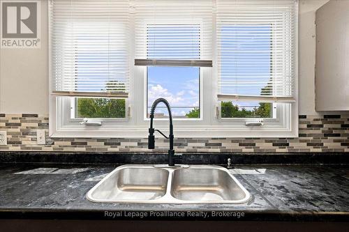 1080 Smith Street, Quinte West (Murray Ward), ON - Indoor Photo Showing Kitchen With Double Sink