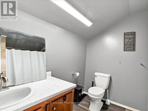 1080 Smith Street, Quinte West (Murray Ward), ON - Indoor Photo Showing Bathroom