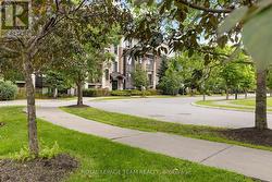 104 - 655 BEAUPARC PRIVATE  Ottawa, ON K1J 0A2