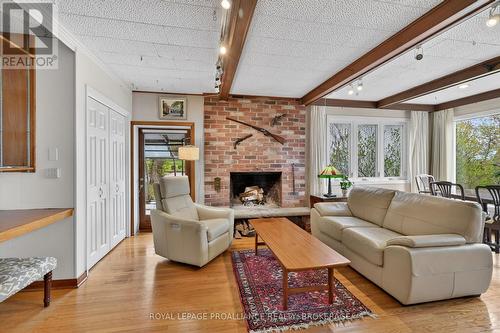 209 Fairway Hill Crescent, Kingston (Central City West), ON - Indoor Photo Showing Living Room With Fireplace