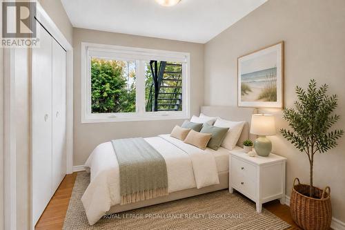 209 Fairway Hill Crescent, Kingston (Central City West), ON - Indoor Photo Showing Bedroom